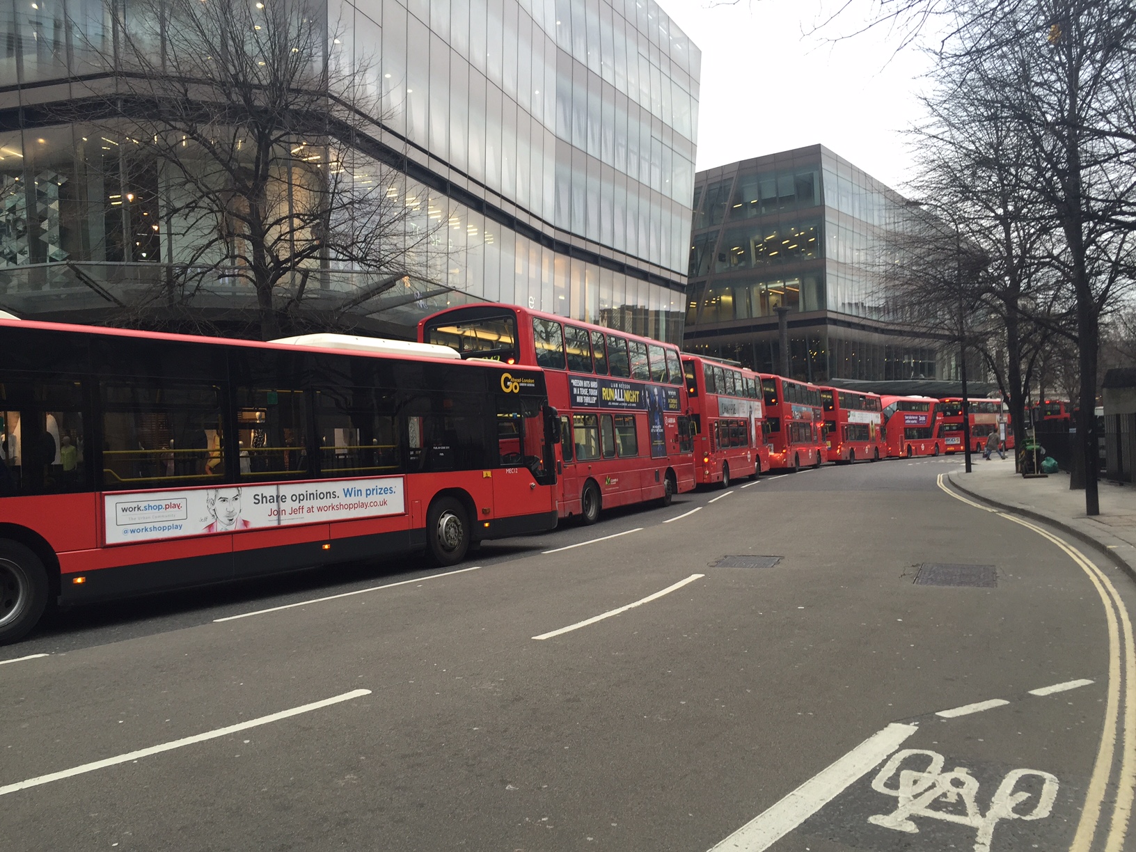ロンドンバス渋滞