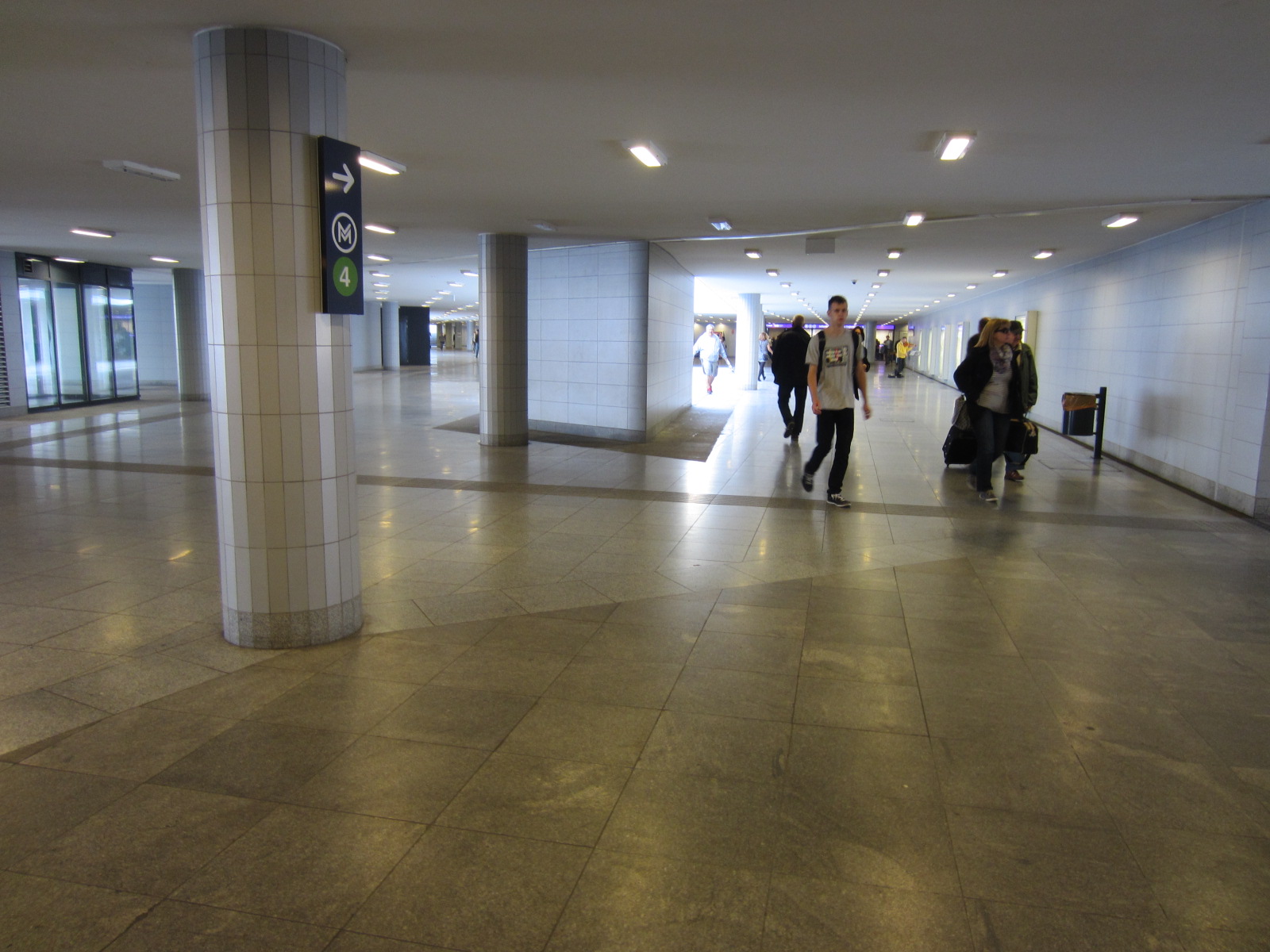 ブダペスト東駅地下道