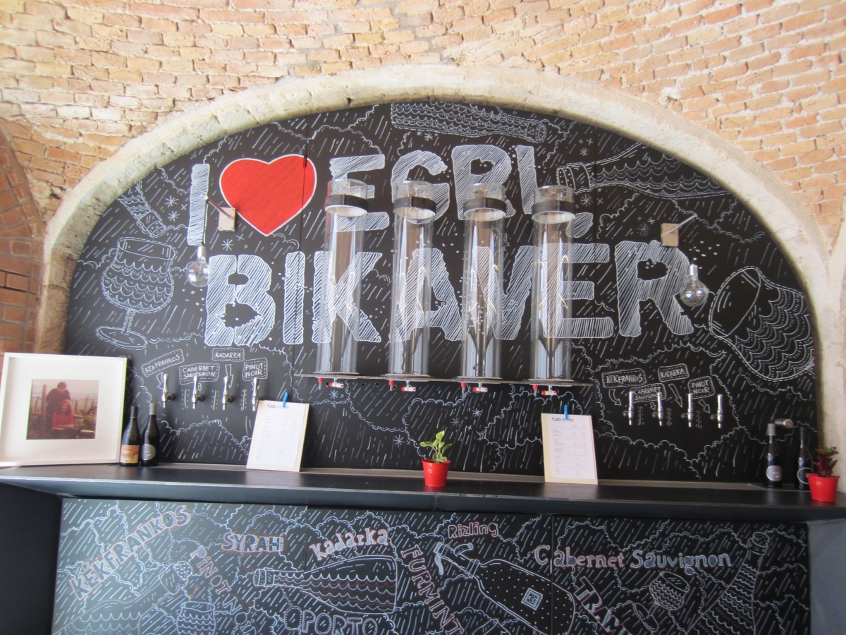 I LOVE EGRI BIKAVER!