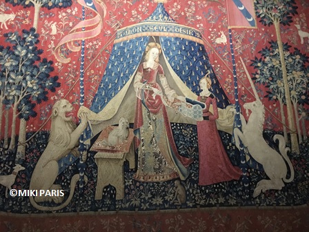 みゅう]パリ 美術コラム クリュニー中世美術館所蔵『貴婦人と一角獣 
