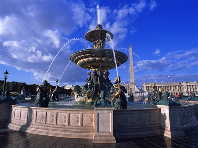 パリ市内観光の観光・オプショナルツアー一覧